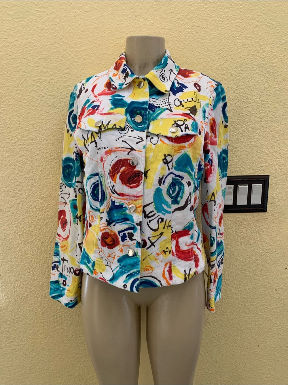 Peter Nygård Size 8 White Multicolored Abstract Print Denim Jacket